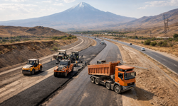 IĞDIR’DA ULAŞIM VE YOL PROJELERİYLE BÖLGEYE YENİ SOLUK