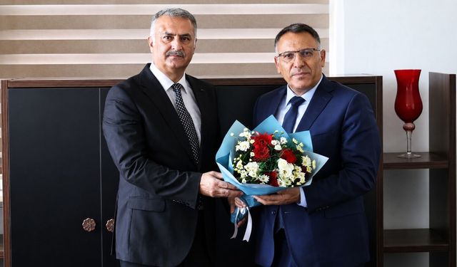 Prof. Dr. Ahmet Zafer Tel, Iğdır Üniversitesi Uygulamalı Bilimler Fakültesi Dekanlığına Atandı