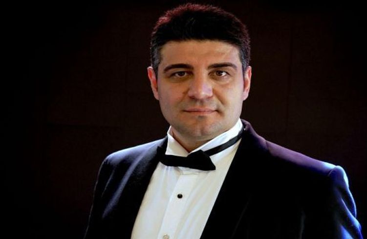 AYAĞINDA KUNDURA YENİDEN DOĞUYOR