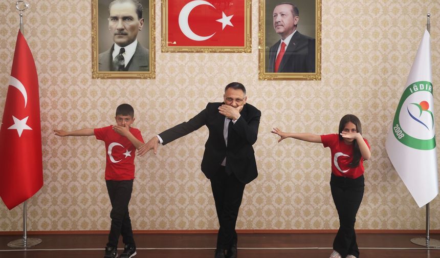 IĞDIR ÜNİVERSİTESİ’NİN MİNİK REKTÖRLERİNDEN KARTAL DANSI!