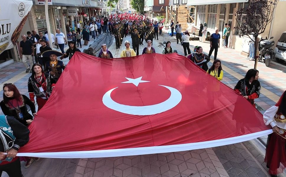 Gümüşhane'de 29 Yıllık Festival Geleneği Dünyanın Kültürlerini Aynı Sahnede Buluşturuyor