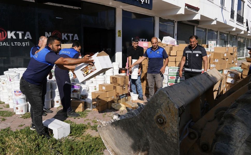 Iğdır'da Son Kullanma Tarihi Geçmiş 1500 Koli Gıdaya El Konuldu