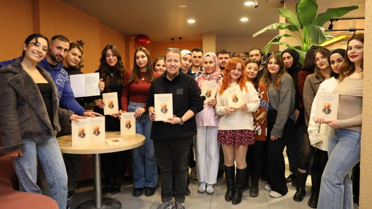 DR. ÖZDEN DERE’DEN YENİ KİTAP: 'FROM UTOPİA TO RETROTOPİA'