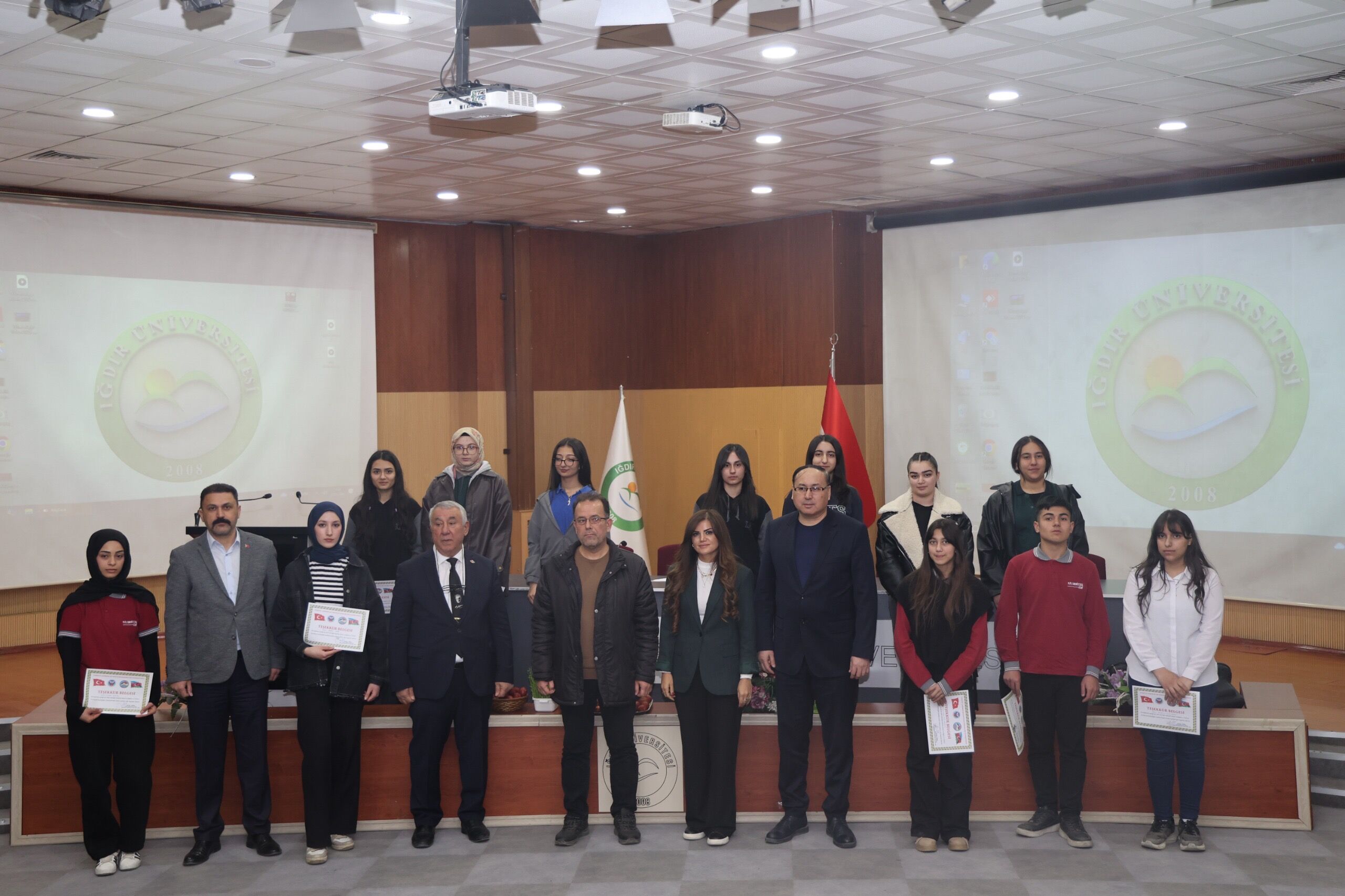 87B0E13F D2Cd 4335 99A9 Ad3775915758