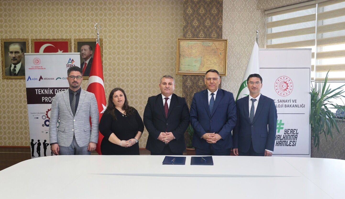 0D1837Ba 4490 40D9 Aea4 D97813B5D5Bd