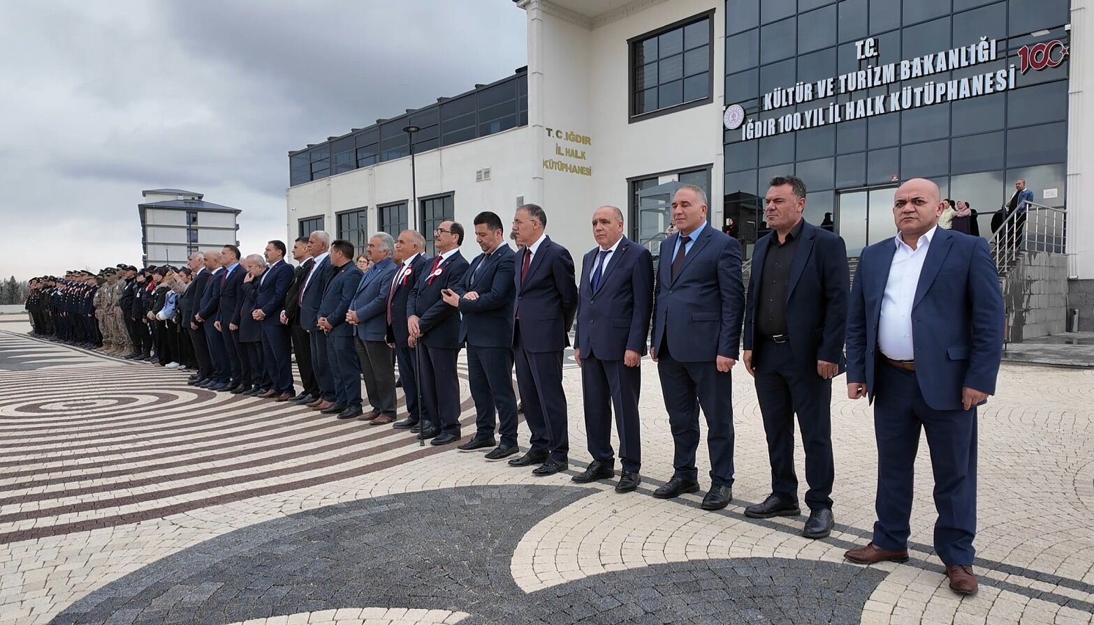 0F1E64D9 38C1 4D15 8962 22929Fcf3E73