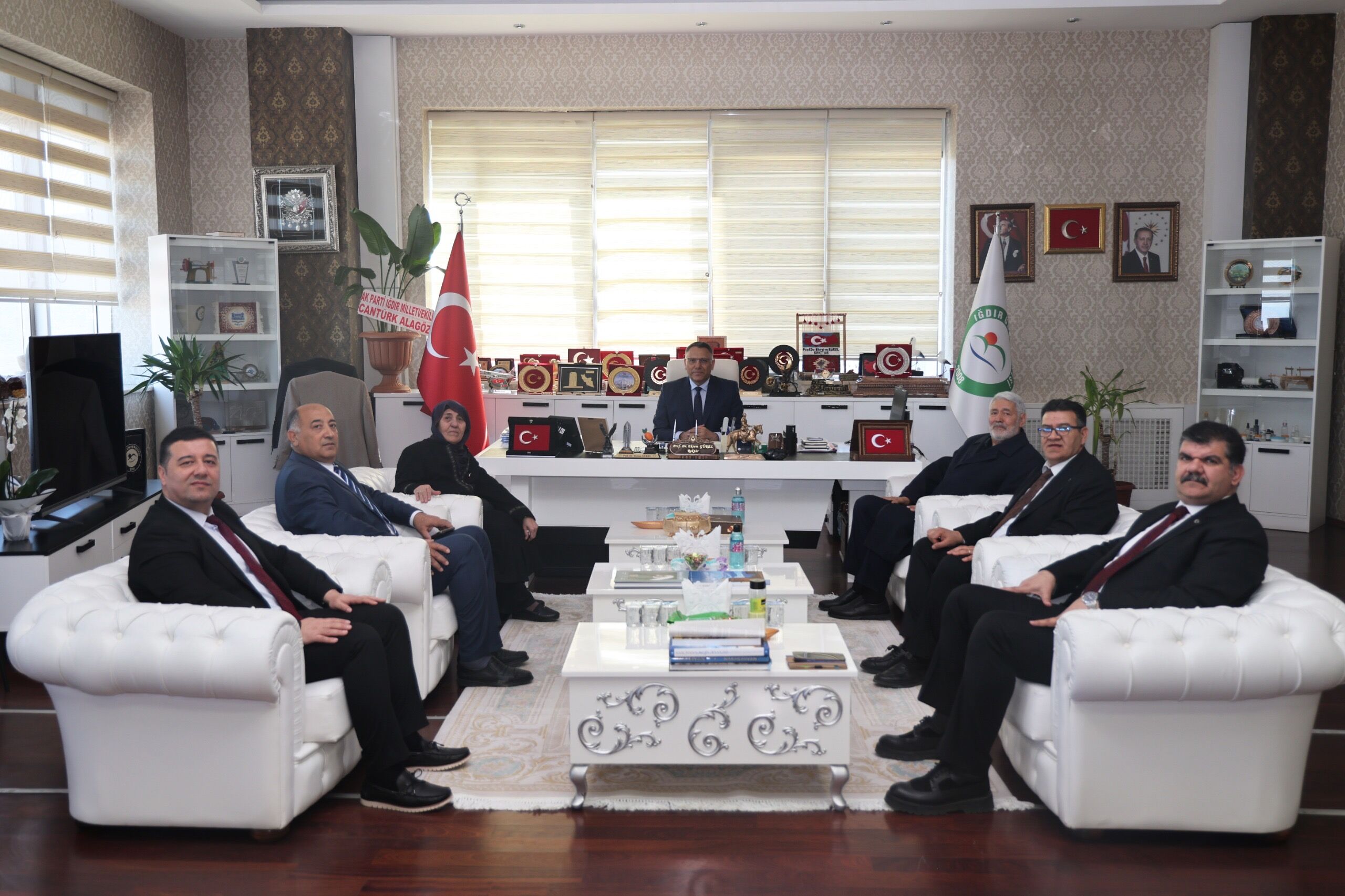 72A5A55A 922D 4816 9330 E38951Cc7872