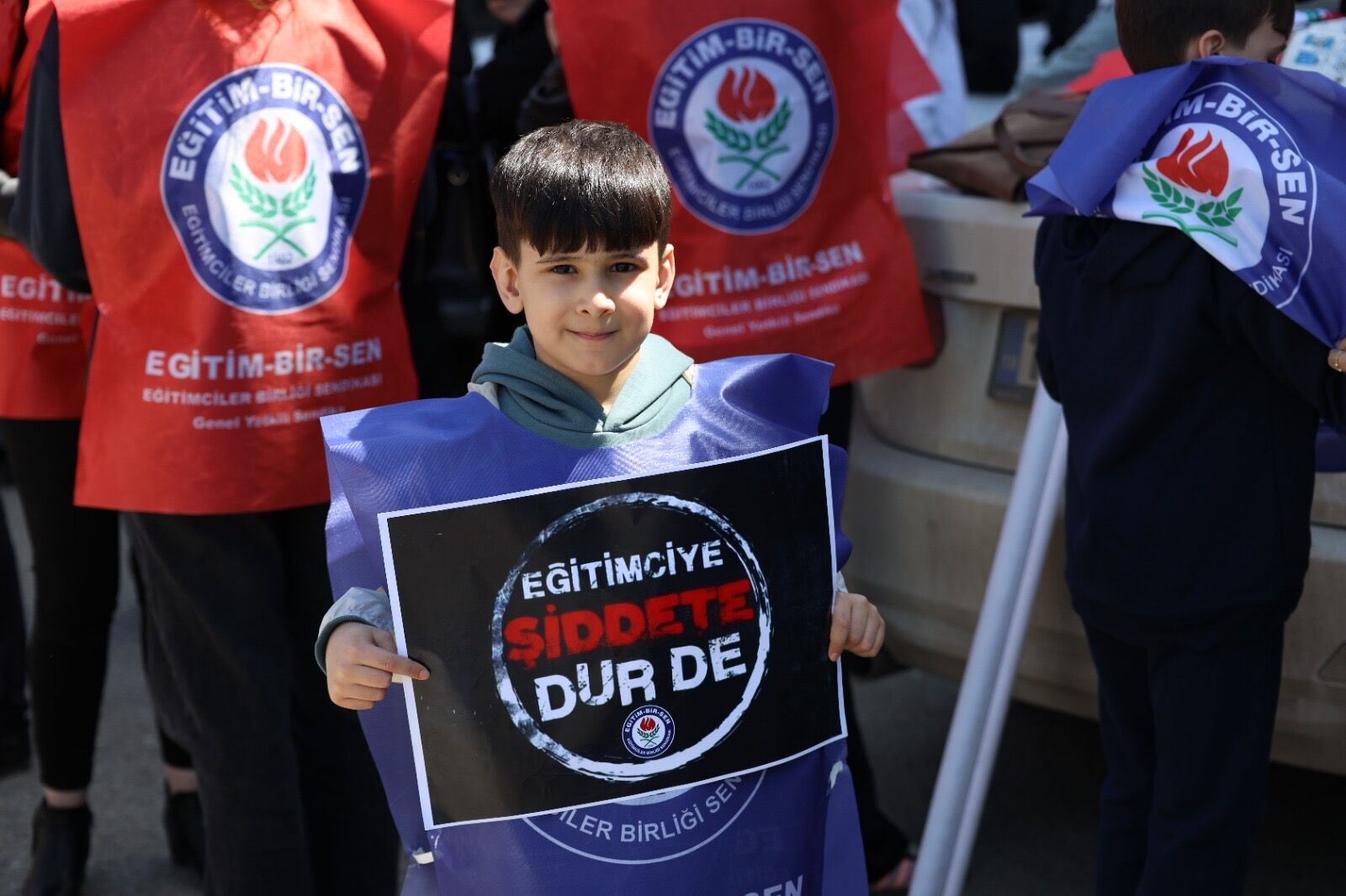 8Dba1F12 9674 4817 9Ce2 4E6A9C8Fc9D4