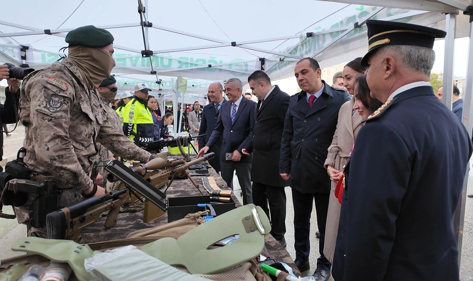 A402A1E4 9F17 4Bfb 8Fae 2Af5C6308Dcc