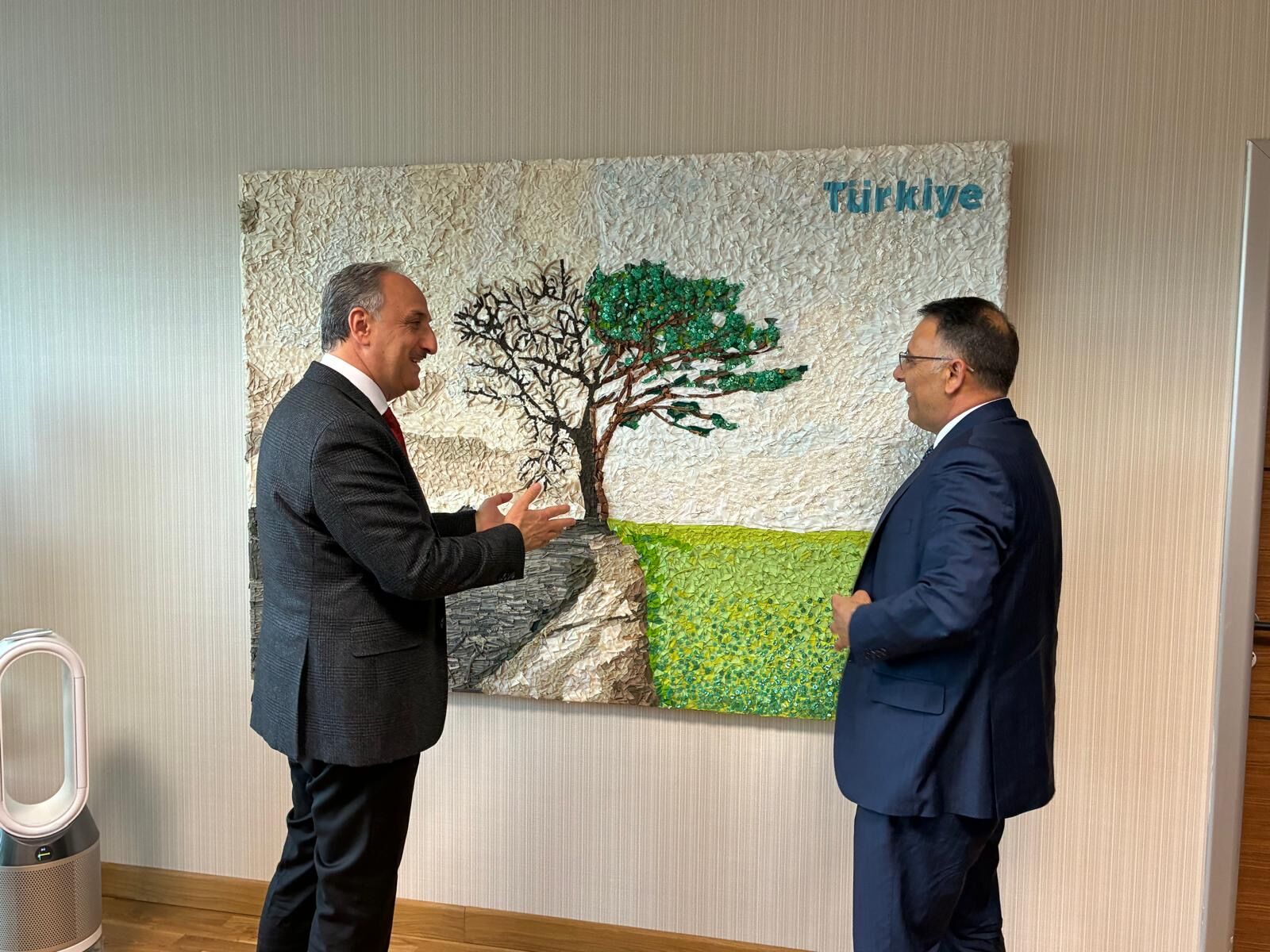 Ca874Da5 9Ab0 4369 A787 5095D9C9Aa9E